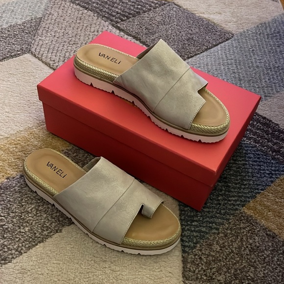 Vaneli Cleve Sandal - Picture 2 of 5